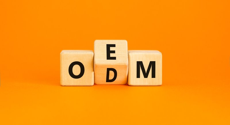 บริษัท OEM กับ ODM ต่างกันอย่างไร? เลือกแบบไหนให้เหมาะกับธุรกิจอาหารเสริมของคุณ